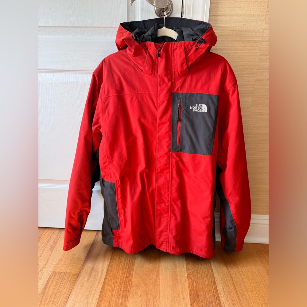 The North Face HyVent dual insulated jacket